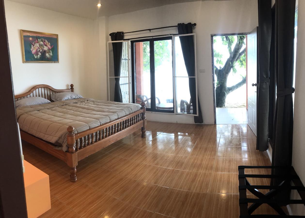Paradise Beachfront Bungalows Hotel Koh Kradan Exterior photo